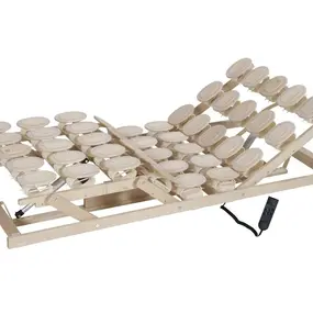 Elektrisch verstellbarer Lattenrost aus Holz mit Tellerfedern und Fernbedienung.